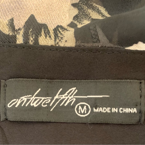 Ontwelfth Black/Gray/Taupe Floral Wraparound Dress (M) - Picture 6 of 7